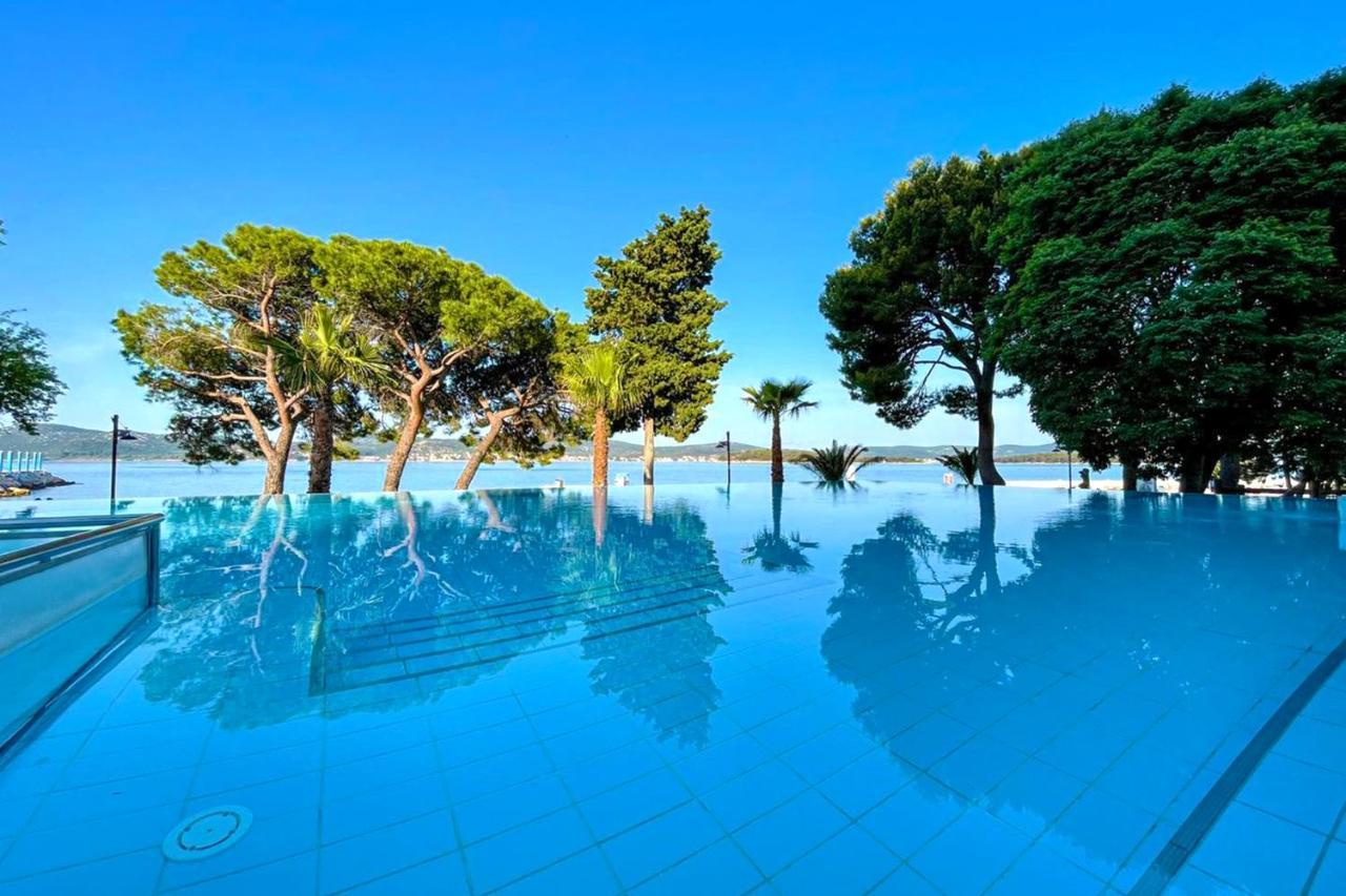 Ilirija Resort Hotel Adriatic ビオグラード・ナ・モル エクステリア 写真