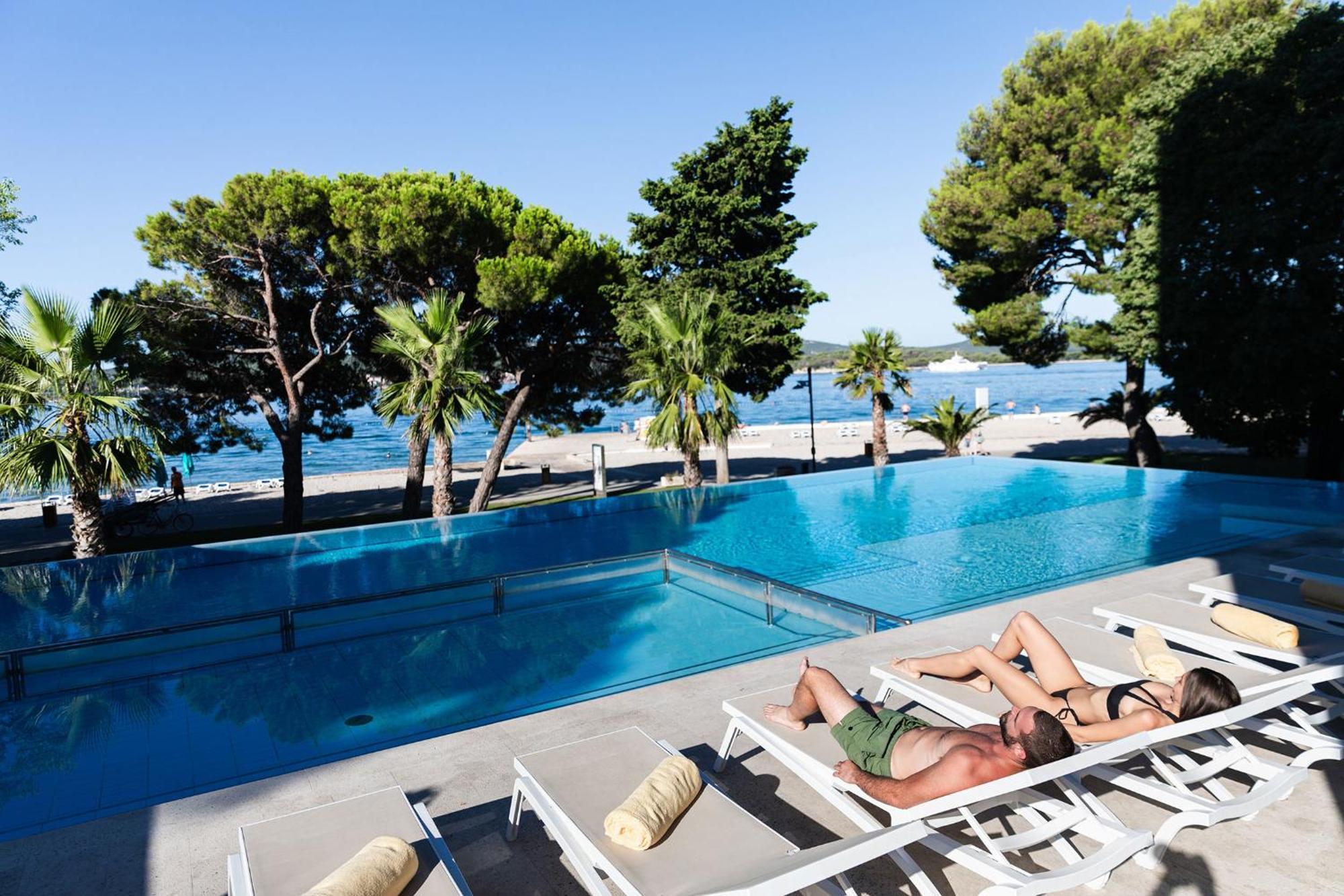 Ilirija Resort Hotel Adriatic ビオグラード・ナ・モル エクステリア 写真