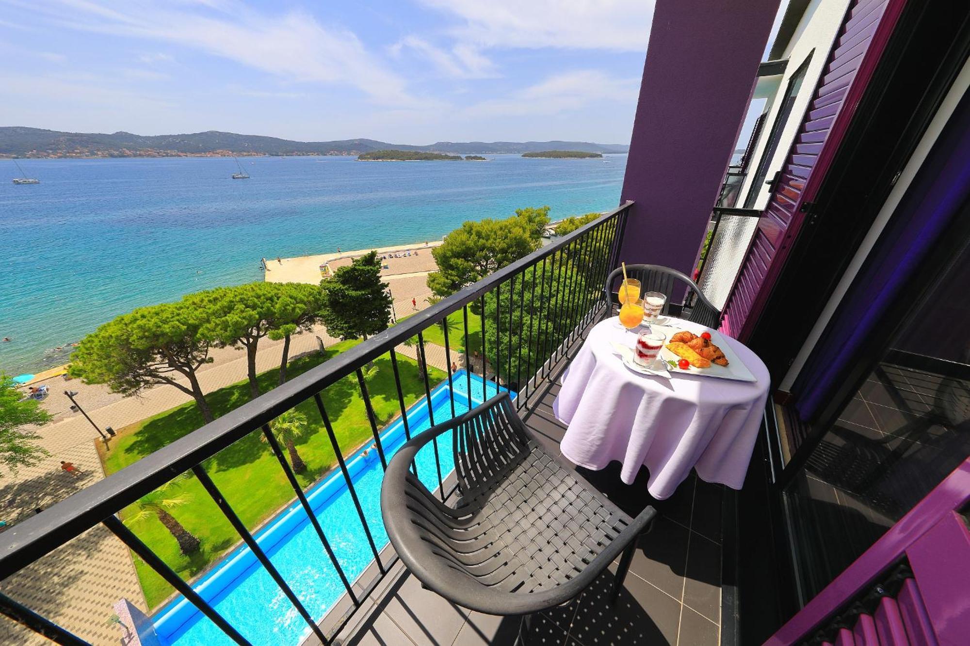 Ilirija Resort Hotel Adriatic ビオグラード・ナ・モル エクステリア 写真